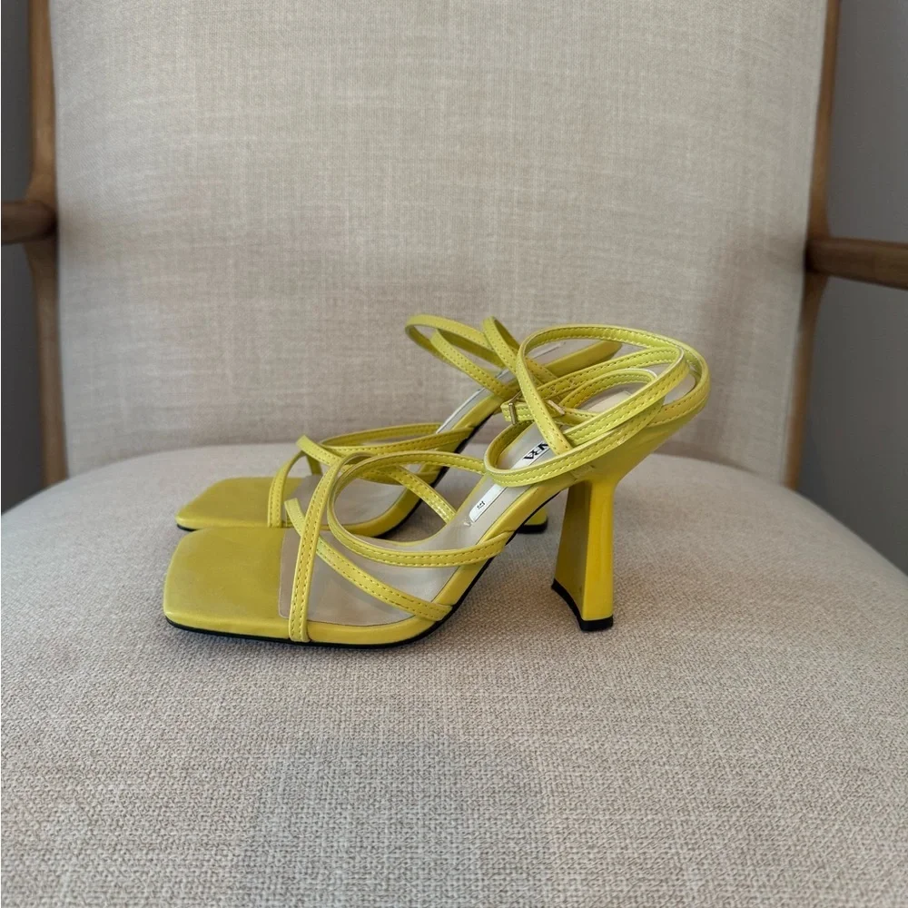 Zara Neon Block Heels - Picture 1 of 8